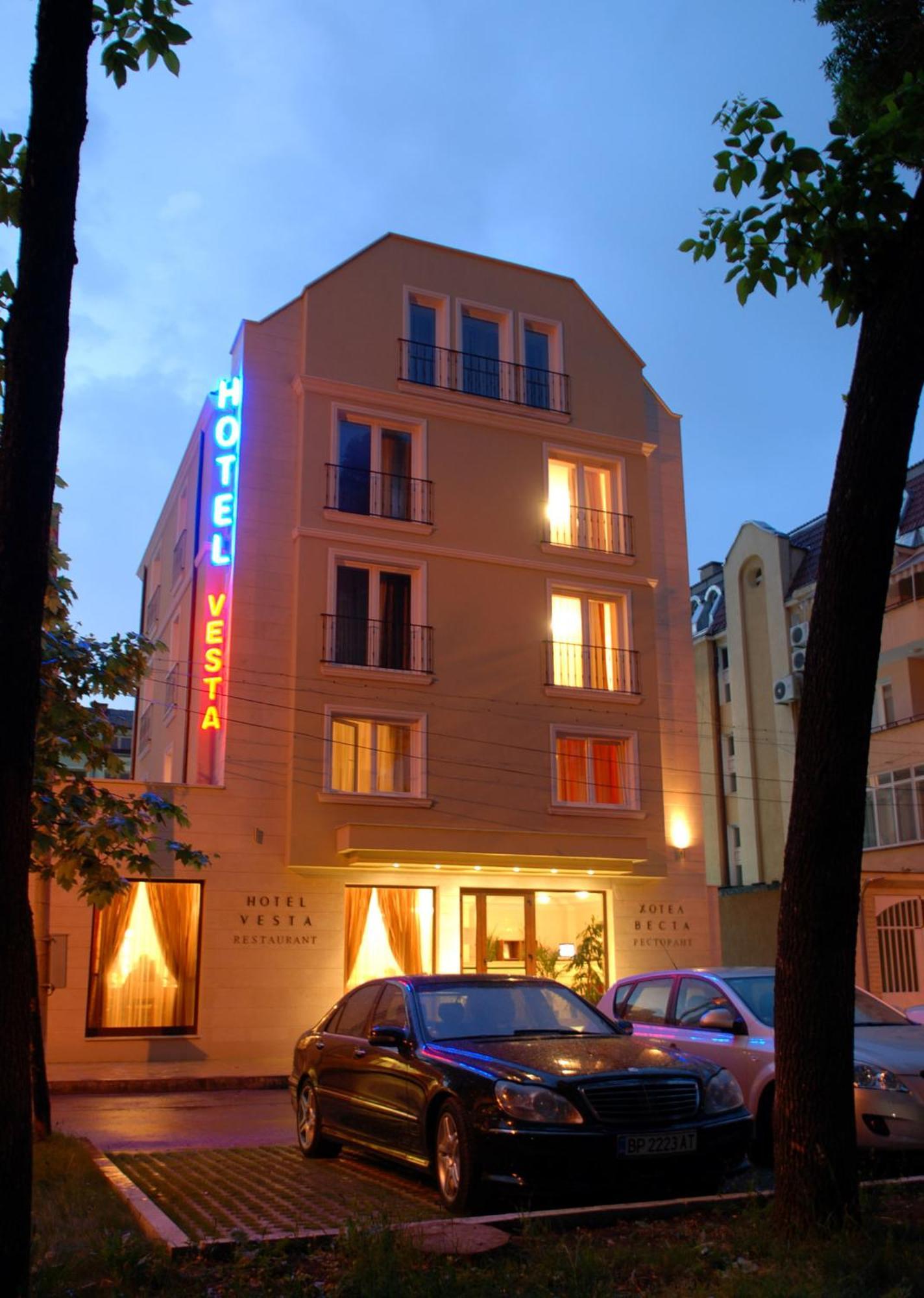 Vesta Hotel Montana Zewnętrze zdjęcie