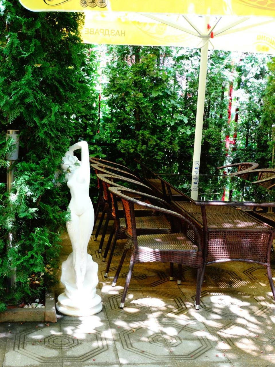 Vesta Hotel Montana Zewnętrze zdjęcie